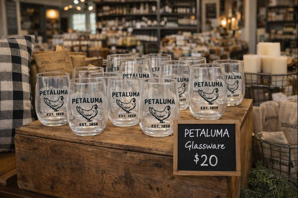 Luma Vintage Wine Glass with Petaluma Chicken 15 oz