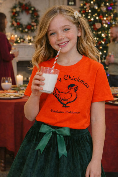 Merry Chickmas Petaluma Chicken  Kids  T-shirt -Gildan