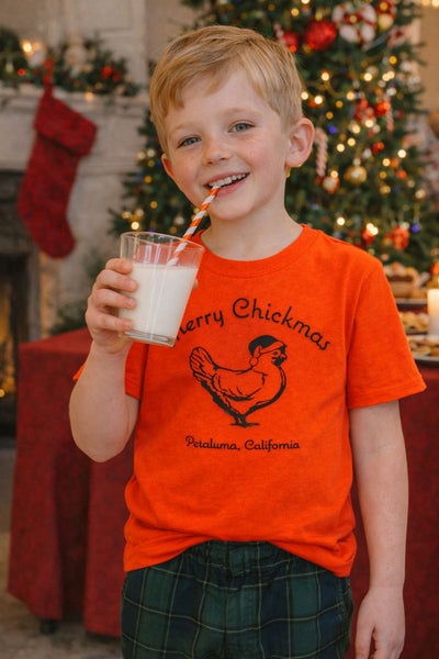 Merry Chickmas Petaluma Chicken  Kids  T-shirt -Gildan