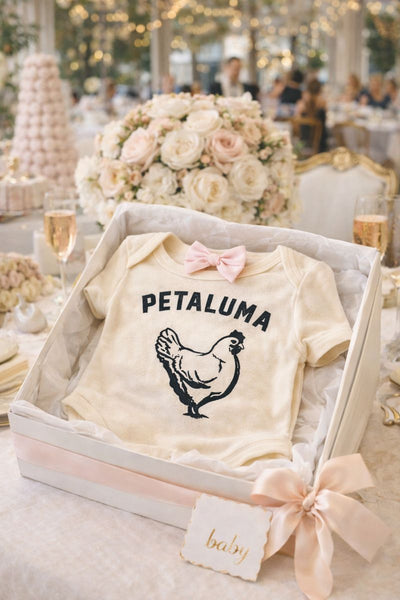 Luma Vintage Petaluma Chicken Onesie-Natural