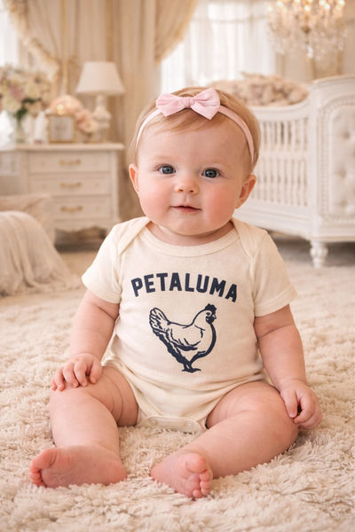 Luma Vintage Petaluma Chicken Onesie-Natural