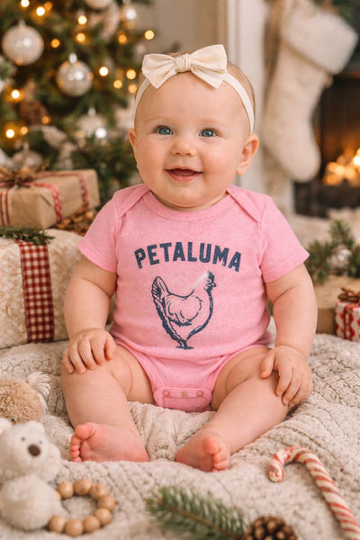 Luma Vintage Petaluma Chicken Onesie-Pink