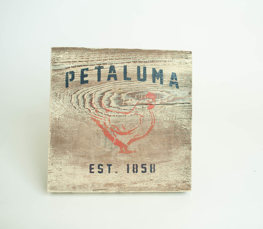 Reclaimed Luma Vintage Wood Sign with Chicken-Cream