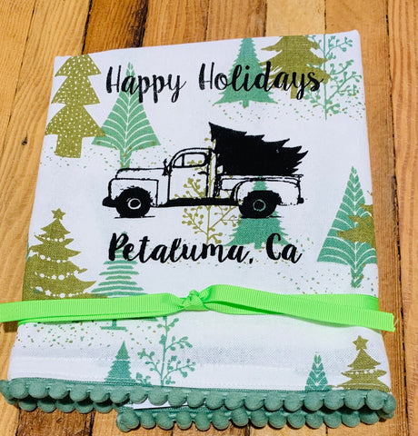 Luma Vintage Happy Holiday Petaluma Tea Towel - Green Xmas Tree