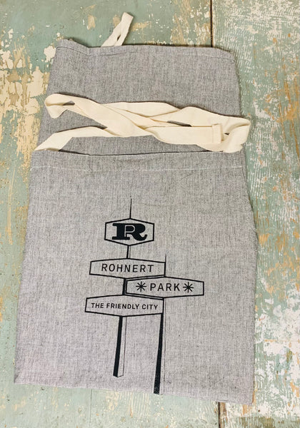Rohnert Park Apron- grey